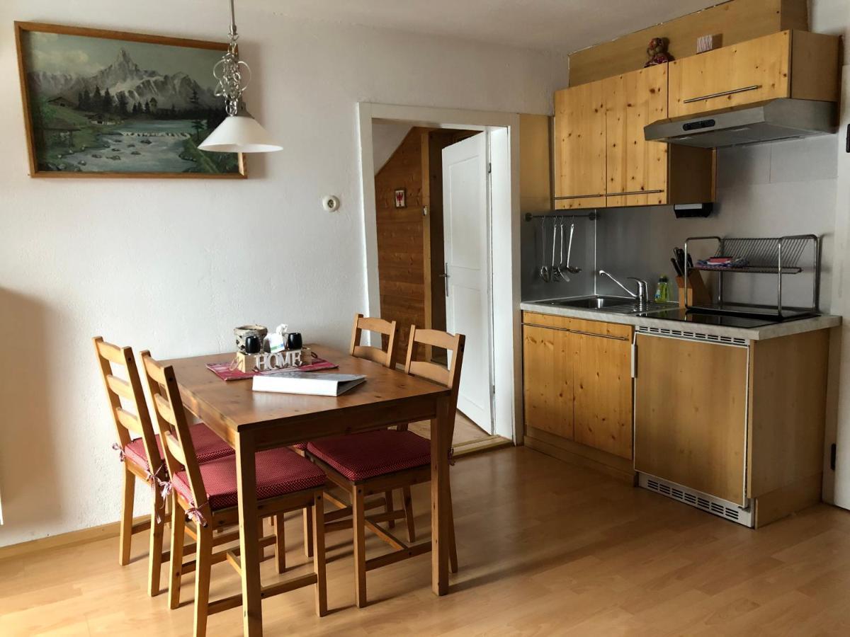 Haus Helli Apartment Berwang Luaran gambar